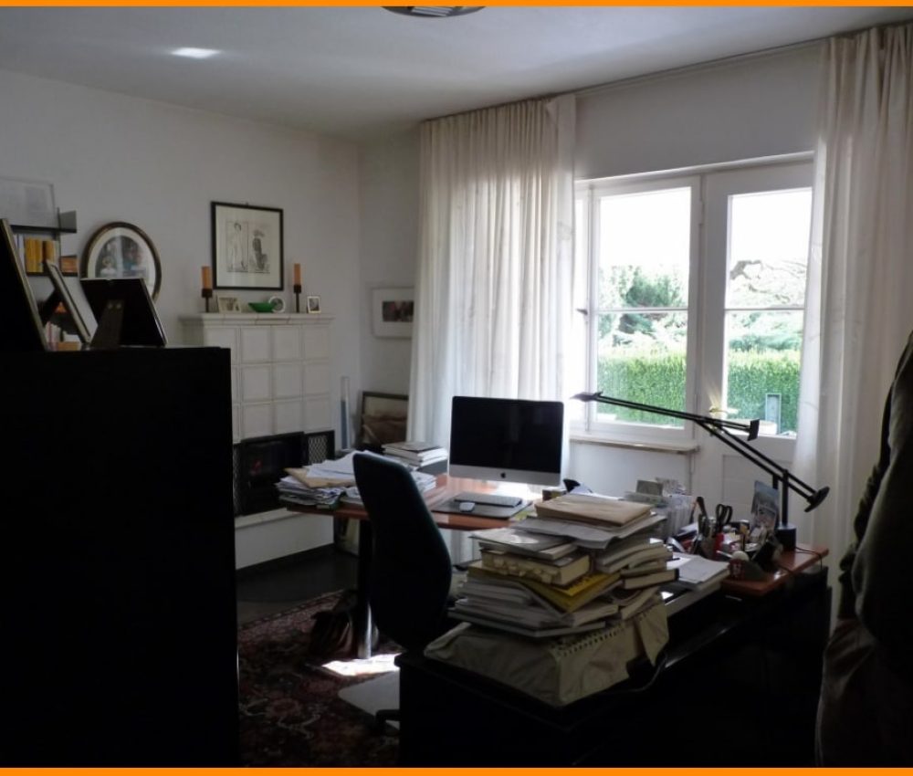 Arbeitszimmer